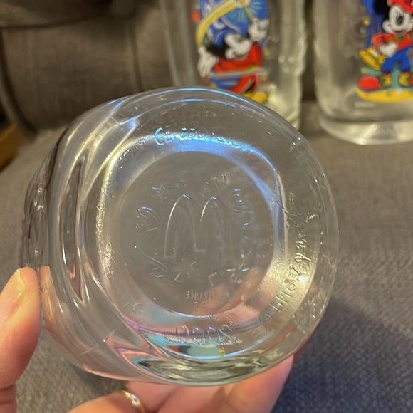 2000 Disney Mickey Mouse McDonald’s Glass Set of 4 - Picture 7 of 8